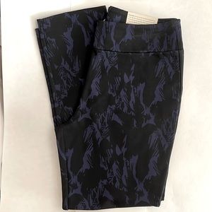 Soft Surroundings straight leg / ankle pull on pant